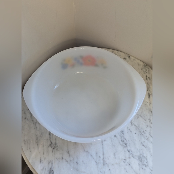 Vintage Floral Glass Bake Casserole Dish - Picture 3 of 6
